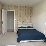Maison 3 Piscine Partagee בית נופש *