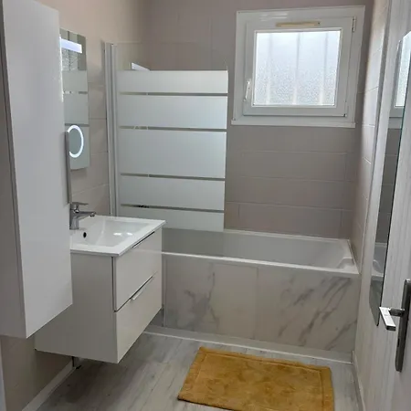 Dom wakacyjny Maison 3 Piscine Partagee Saint-Vincent-de-Tyrosse